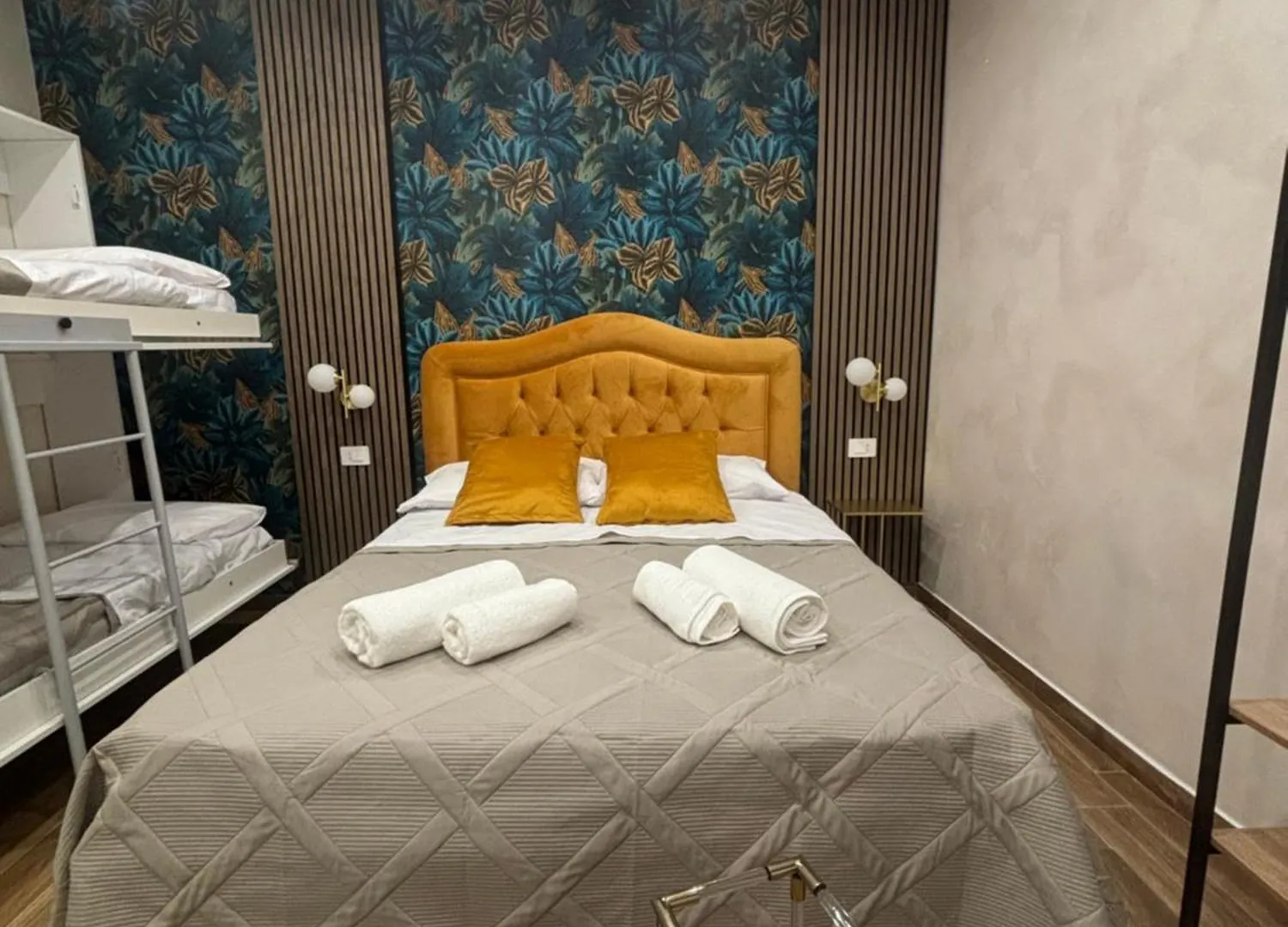 House Palma Hotel Naples 0*,  Italy